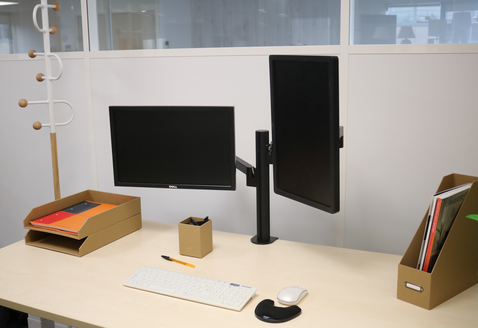 UNILUX AXIO Doppel-Monitorarm für zwei Bildschirme