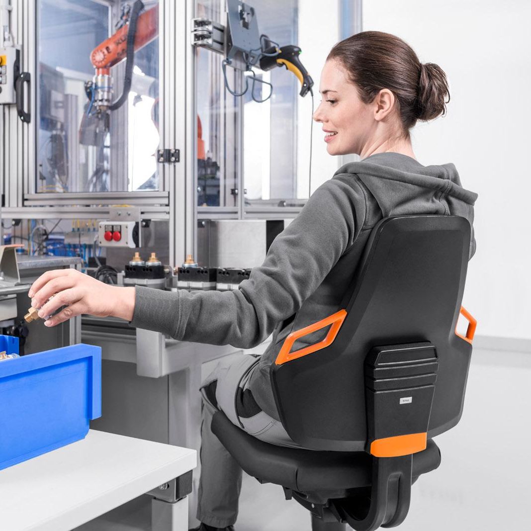 Bimos Arbeitsstuhl konfigurieren