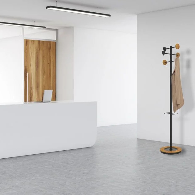 Garderobe im Empfangs- und Wartebereich