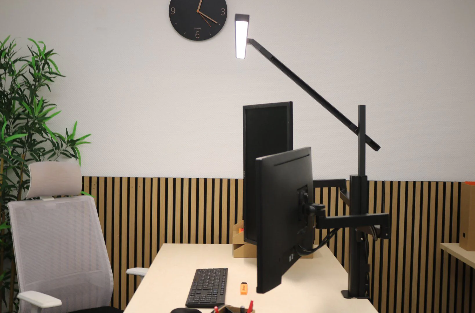 Tischleuchte mit Monitorarm doppelt Elite lumino screen von Unilux - Produktbild 15 von 16
