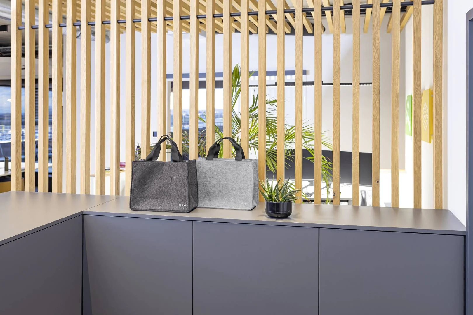 Desk Sharing Bag Basic M von Sigel - Produktbild 3 von 12