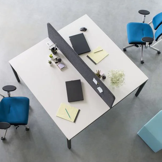 Teamarbeitsplatz CS5040 2U A-LEG LWM mit Sichtblende von Nowy Styl - Produktbild 2 von 3