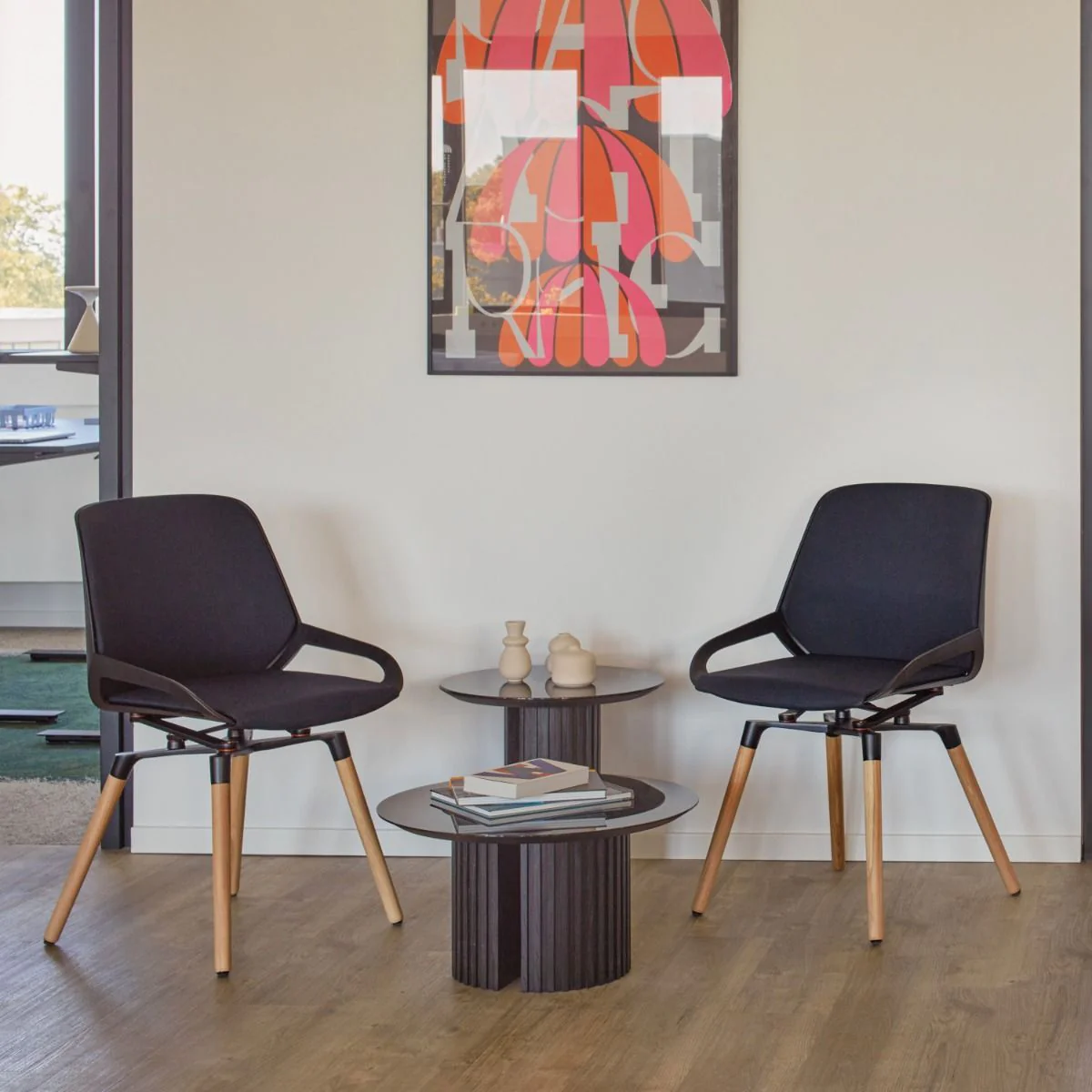 Aeris Numo Comfort mit Holzbeinen von Aeris - Produktbild 6 von 6