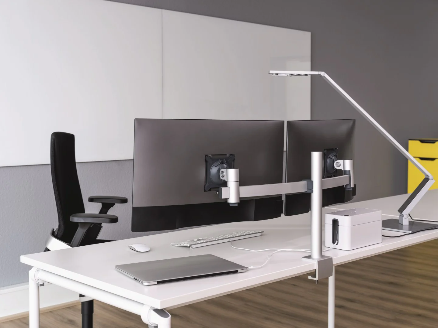 Durable Monitor-Halterung PRO für 2 Monitore, Tischklemme