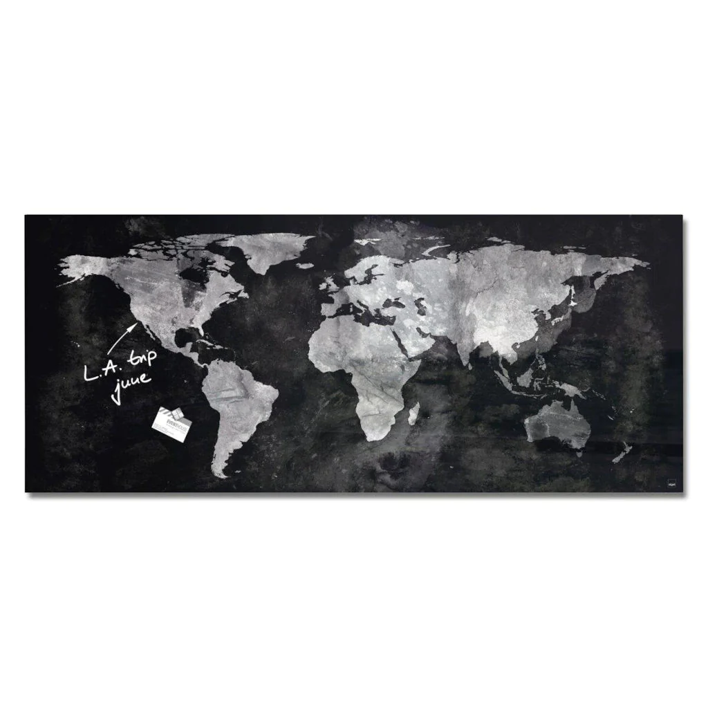 Die World Map Glas-Magnettafel als repräsentatives Element im Konferenzraum