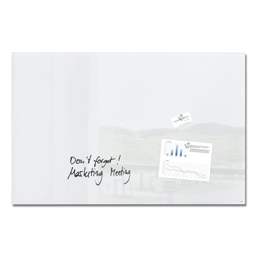 Das Artverum Board als elegantes Design-Element im Büro
